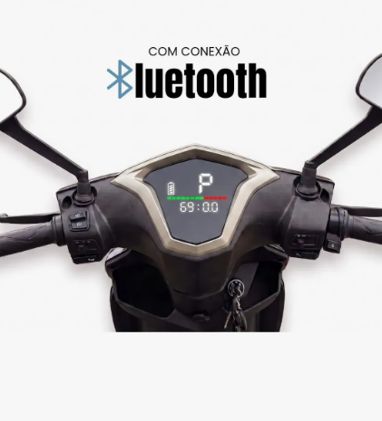Scooter elétrica — painel com Bluetooth